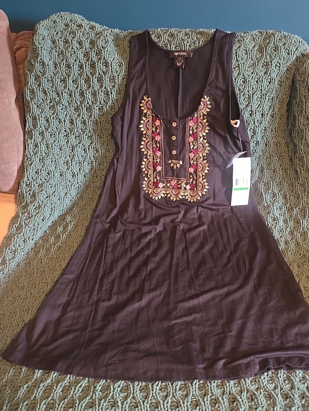 Karen Kane Nwt Black Sleeveless Dress with Pink & Gold Embroidery
